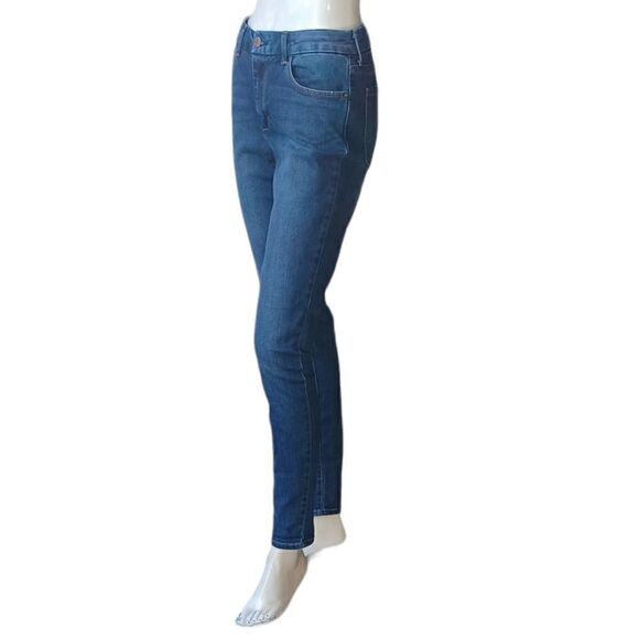 69624.....Jessica Simpson Skinny Jeans Size 6/28, 9"Rise - Picture 3 of 6